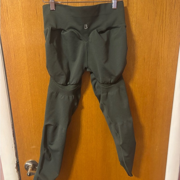 BuffBunny Tights - Picture 5 of 5